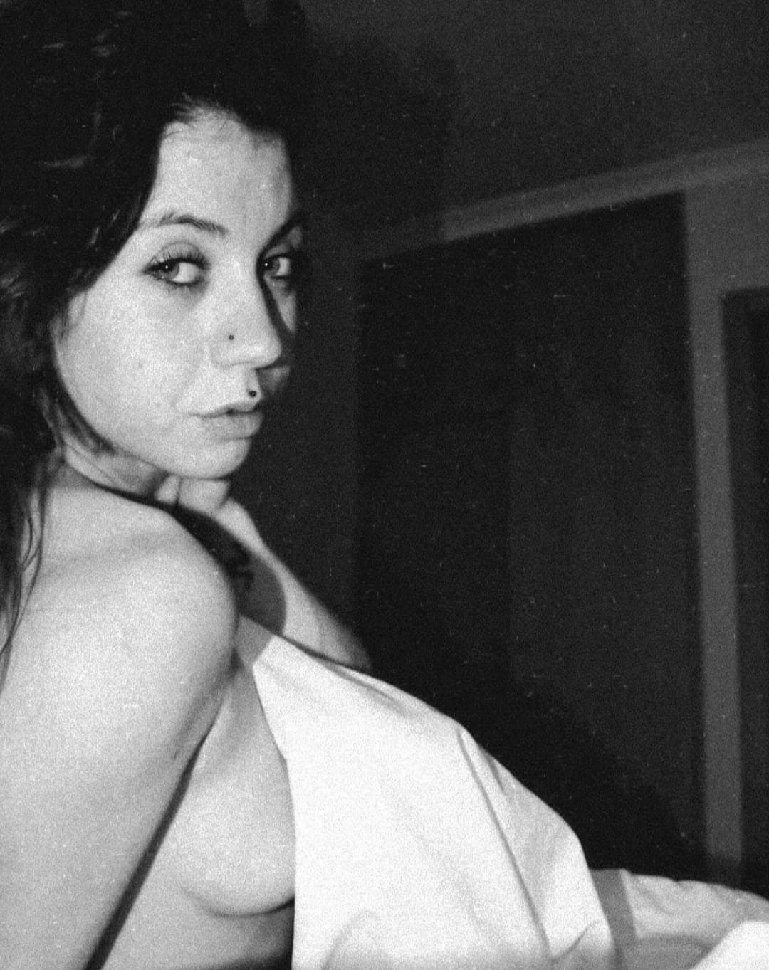 My sister and her creamy dirty panties. She just need some tribs and milk ??