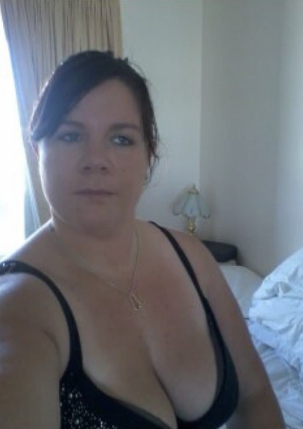 Hot wife Joanna want to be the most famous webslut