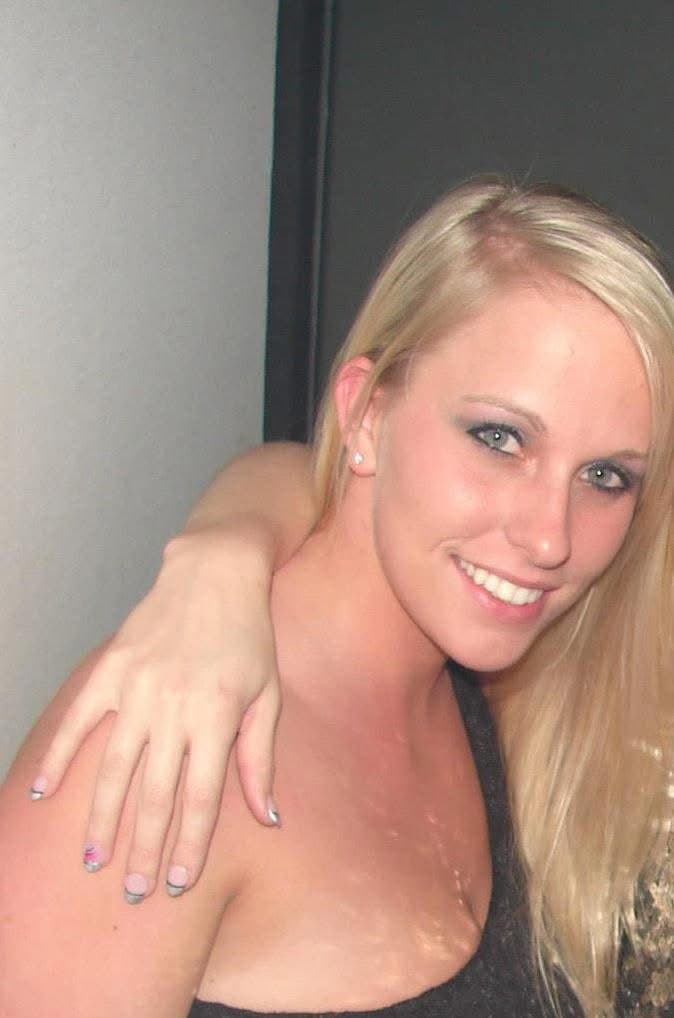 Two sisters with two great pairs of tits!