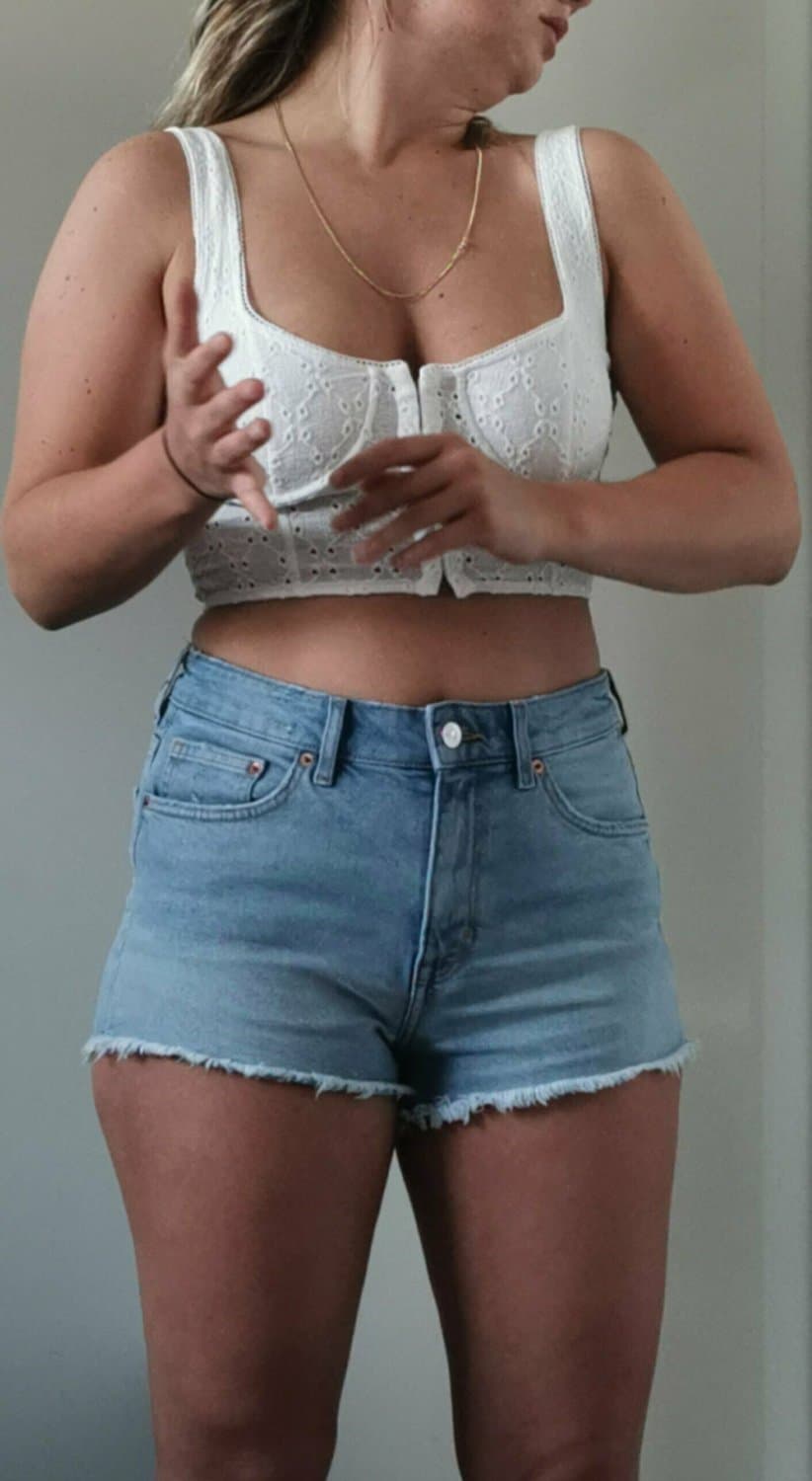 Hot amateur with amazing body