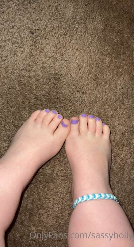 Midget toes in your mouth, full pipe in her hole