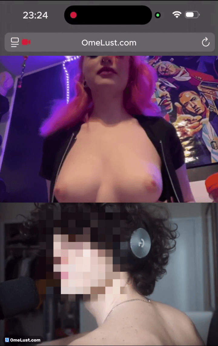 ?? Cute Chick Striptease for me on Chat [2025-08-24]