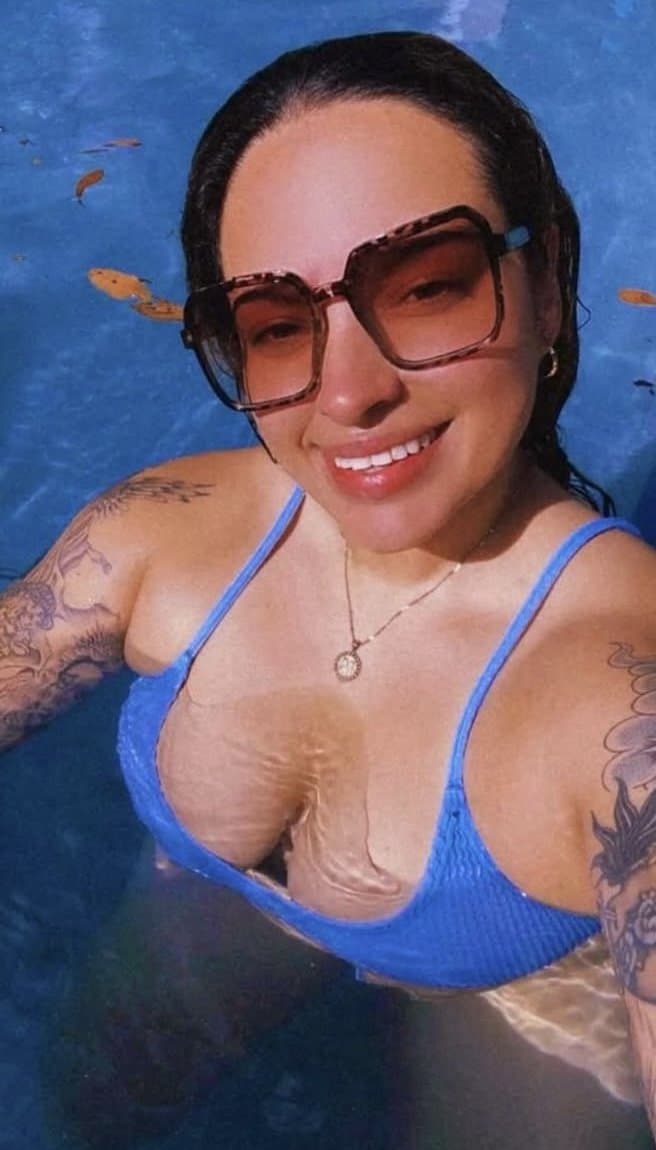 Click to view full size Moe has a strangle hold on me ? (NN)