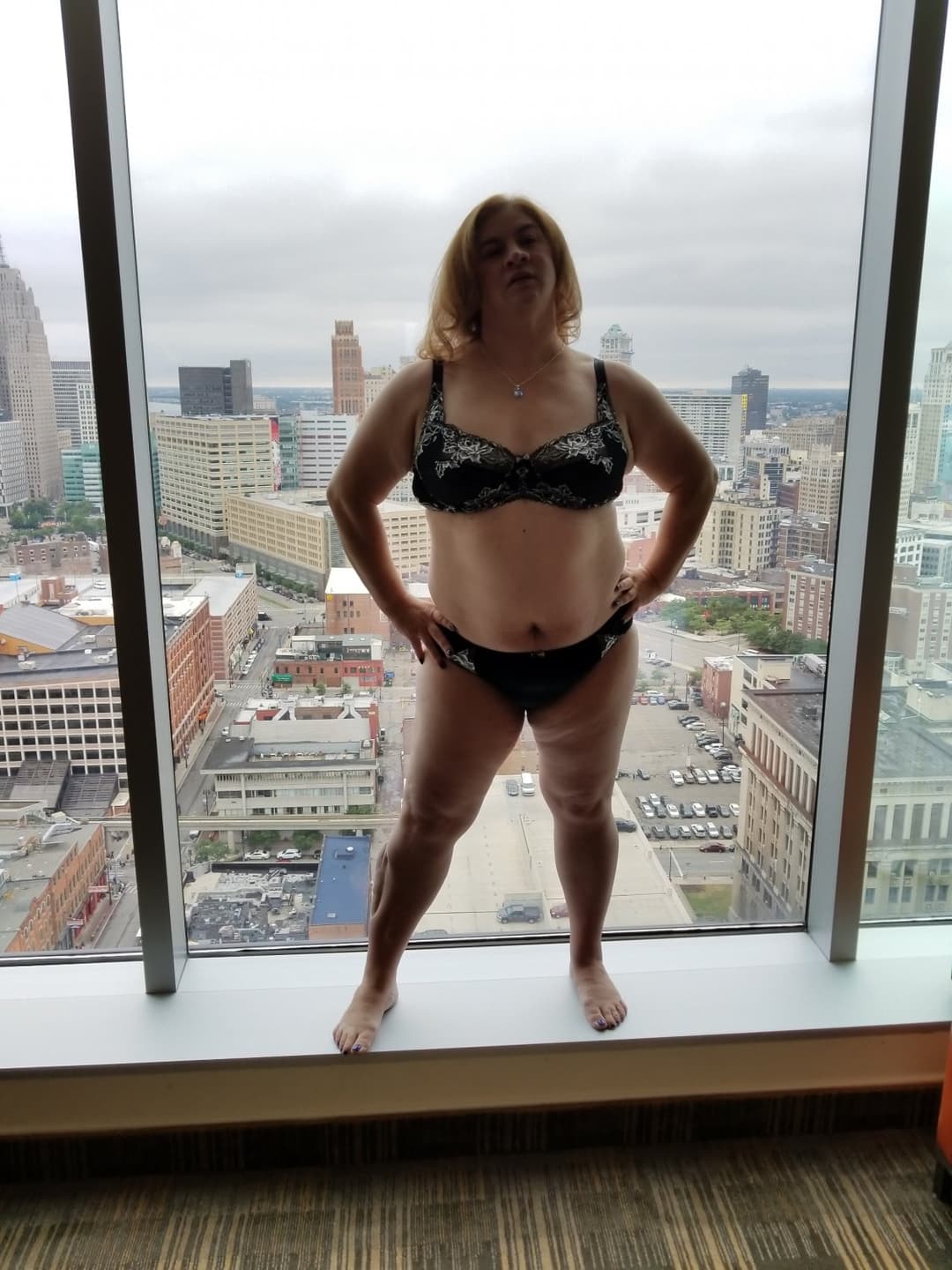 Swinger Christy Made Webslut By Husband (No Socials)