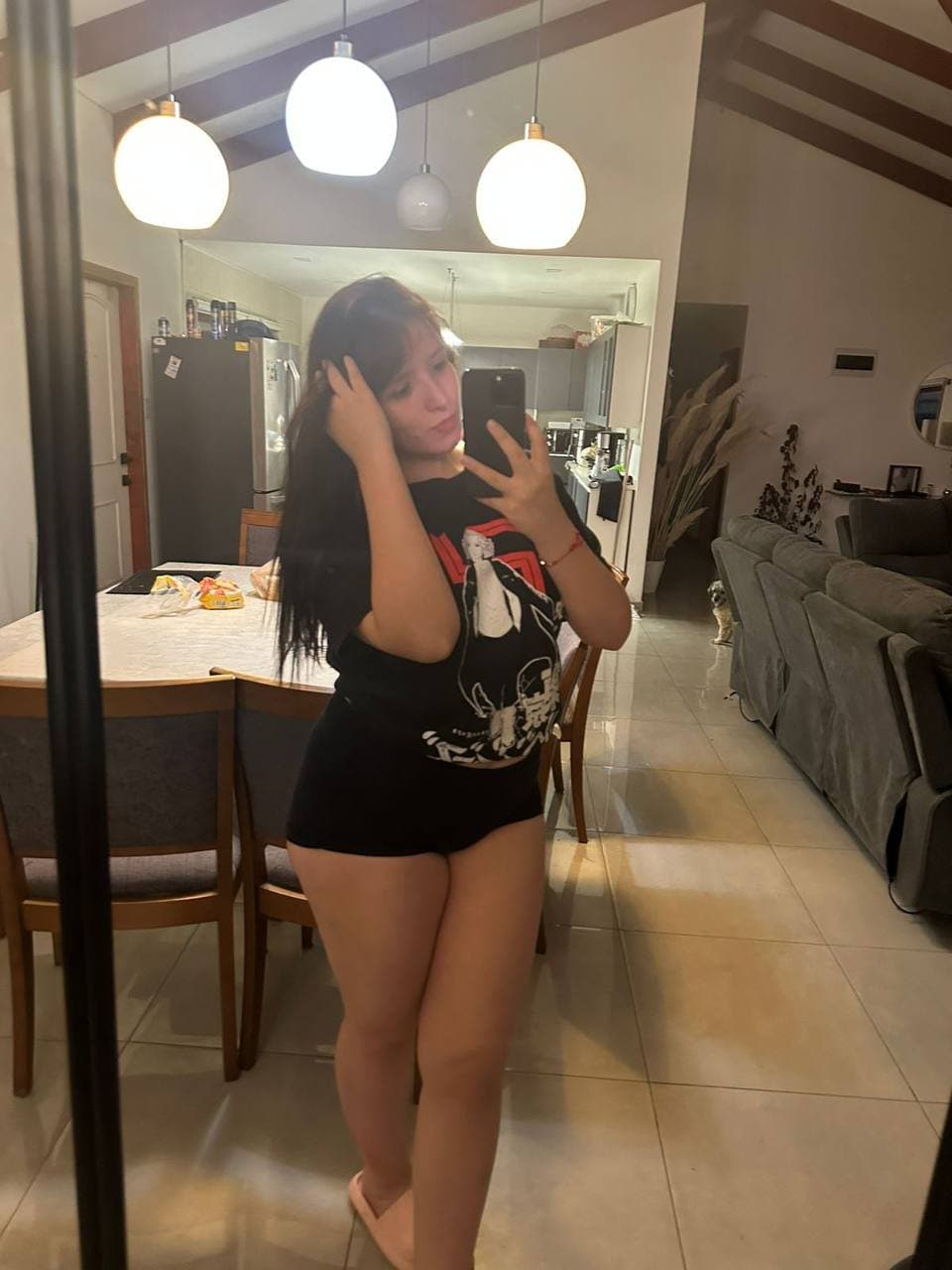 Click to view full size New Toy, likes to pose