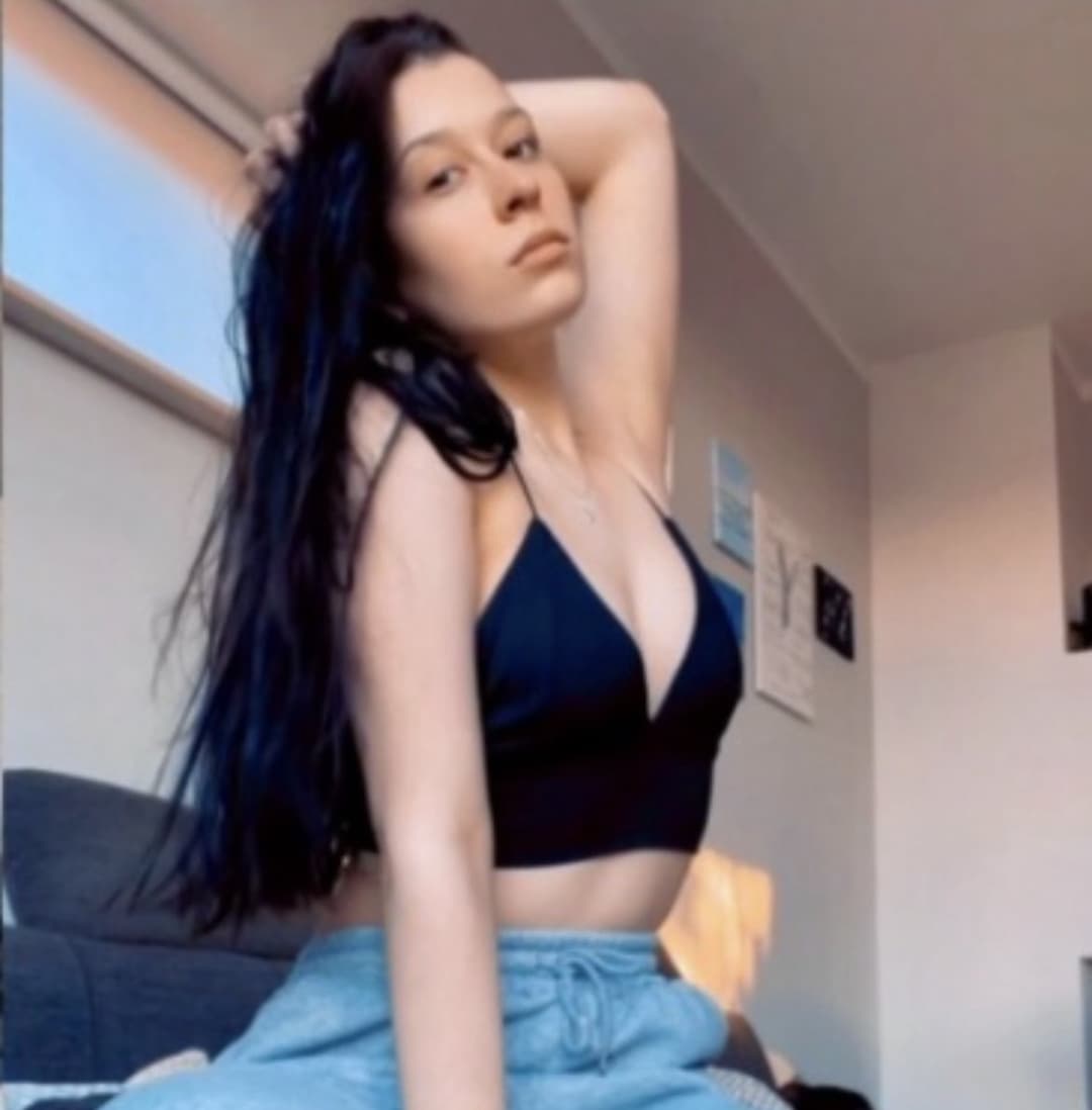 Sexy Teen Footjob Cumshot And Big Nylon Ass