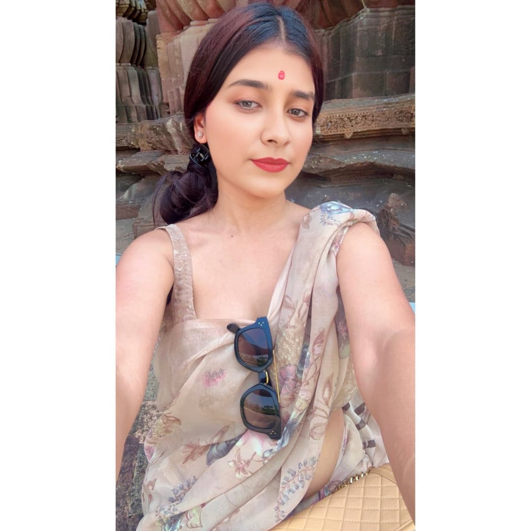 Tinder Indian Girl Leaks Videos And Photos Cute BHig boobs Busty Girl Part 2