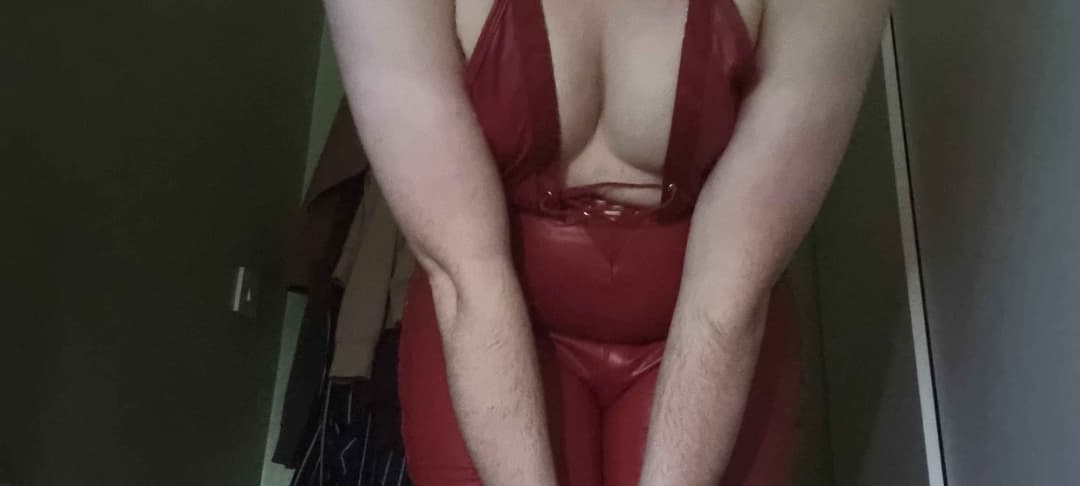 Sissy Pawg Jess relapsed again, msg her and tell her she’s meant to be a sissy slut forever