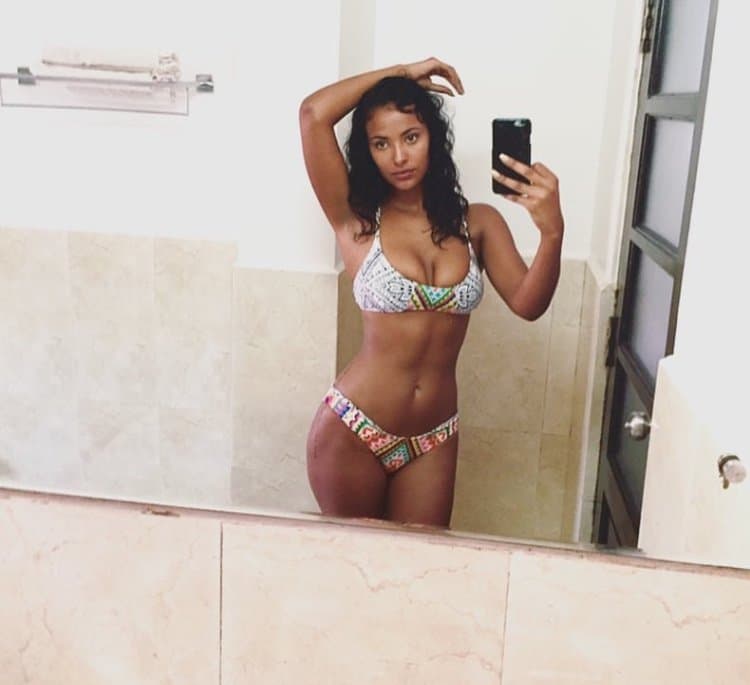 Maya Jama Hot as Fuck Baddie gets Cocked in her Purple Bikini Amazing Orgasm ?????✊????