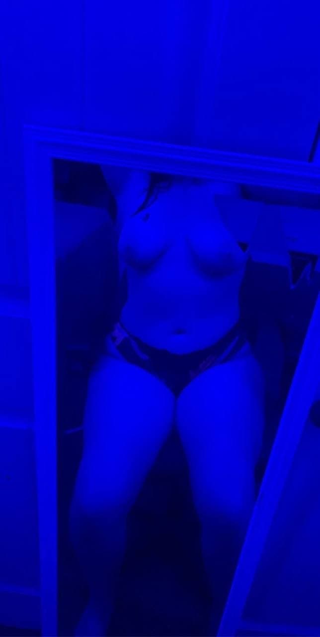 Click to view full size Big Tits PAWG gets tag teamed