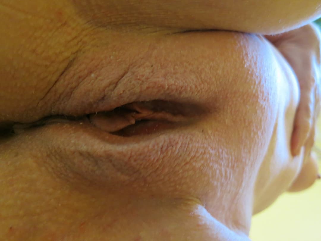 Aussie marries Tennessee Country Gal, loves to share her.