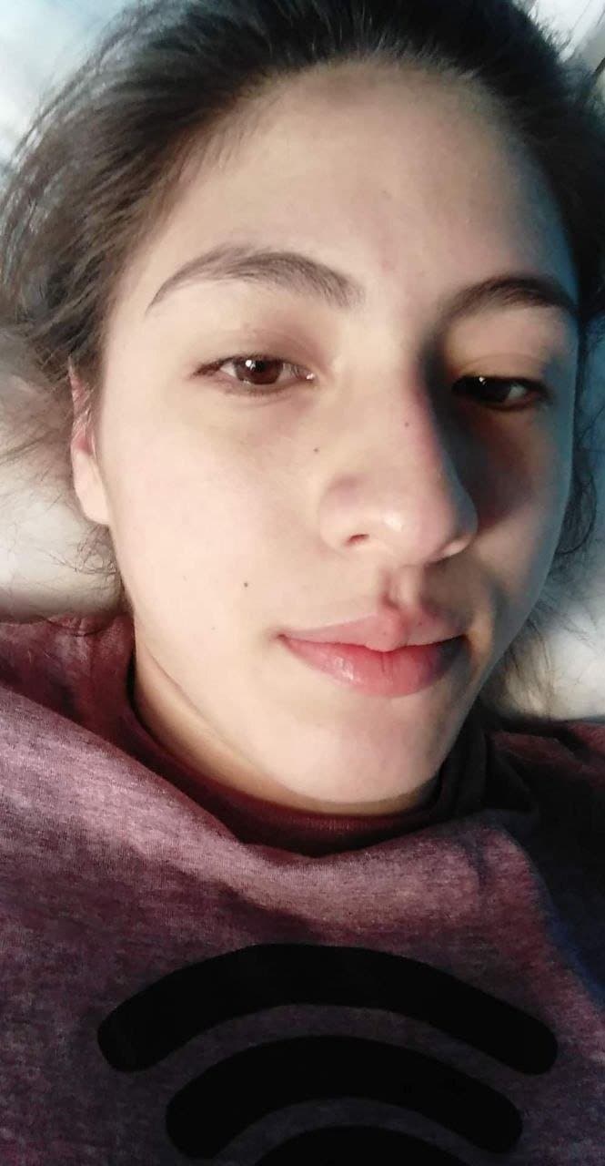 Rica flaquita exhibida por cornudo ??