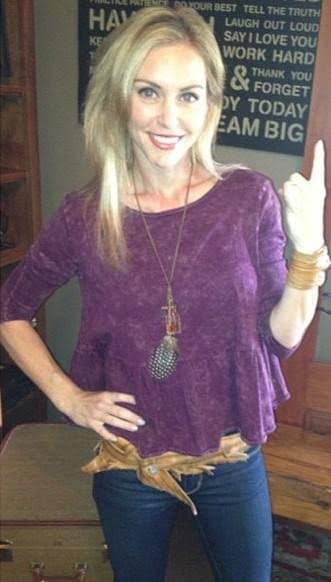 Jessica Robertson the sexiest milf of them all. A hot slutty mom will produce horny whore daughters