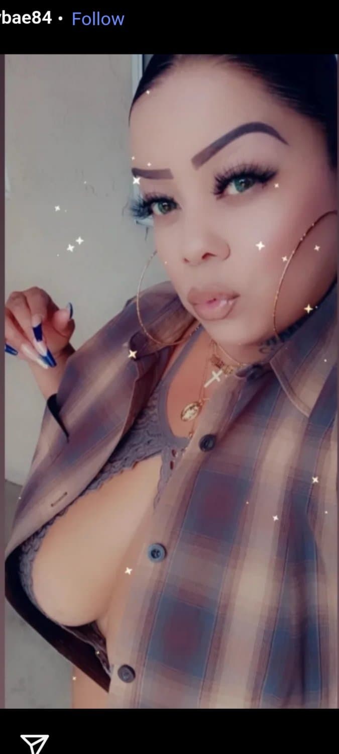 Latina chola has massive tits and loves cum on her lips and massive tits
