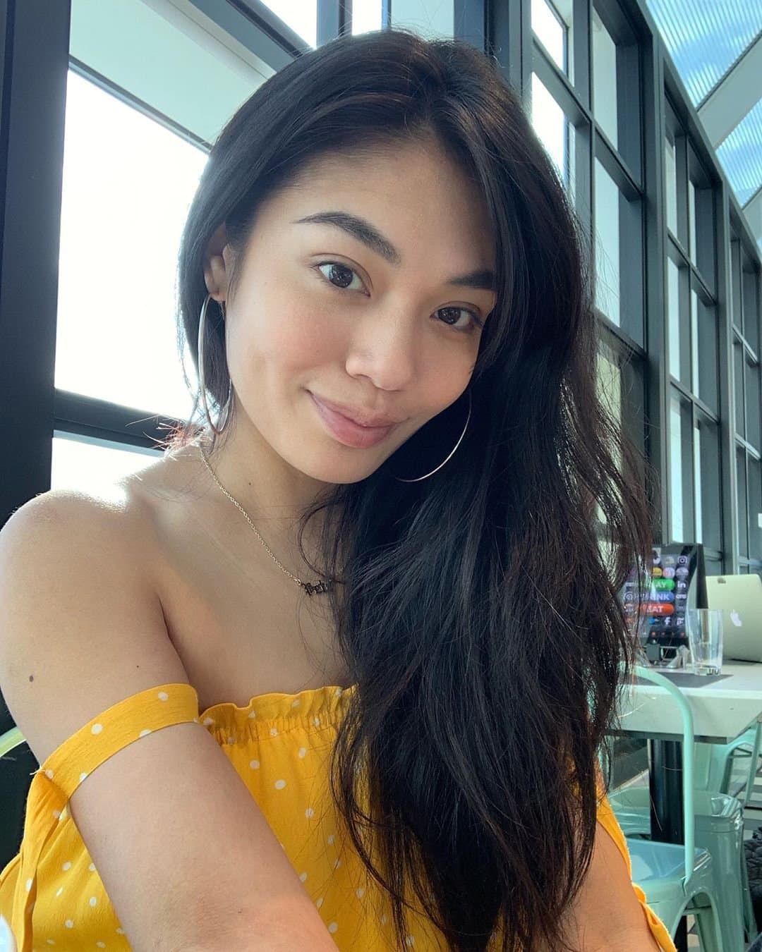 Click to view full size Gabrielle Part 2