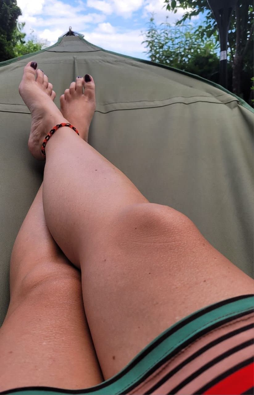 Click to view full size Doris die brave Lehrerin ??? und Jenny, die Domina