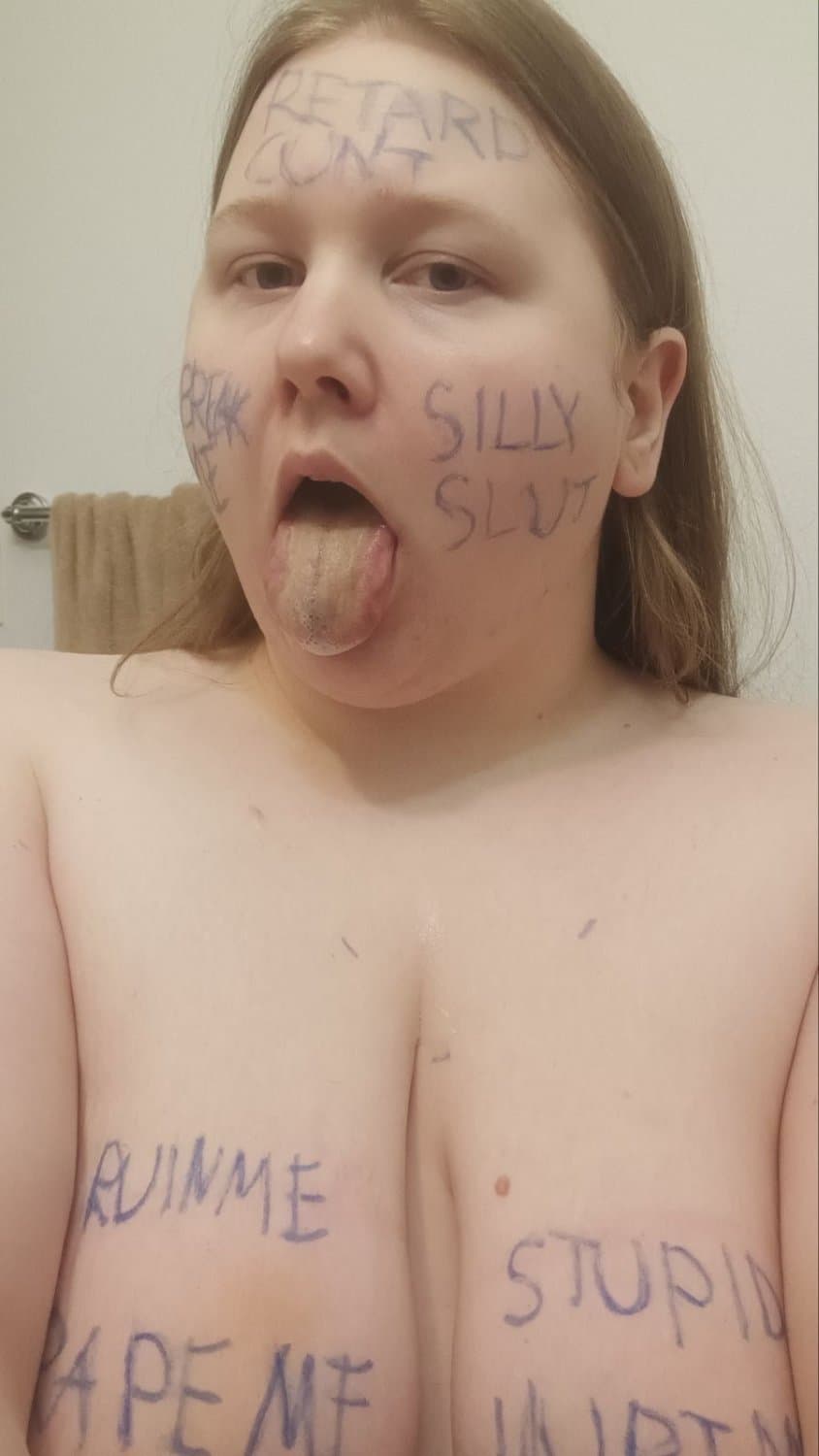 Pathetic attentionwhore Mimi is a dumb desperate set of holes & eager to be ruined