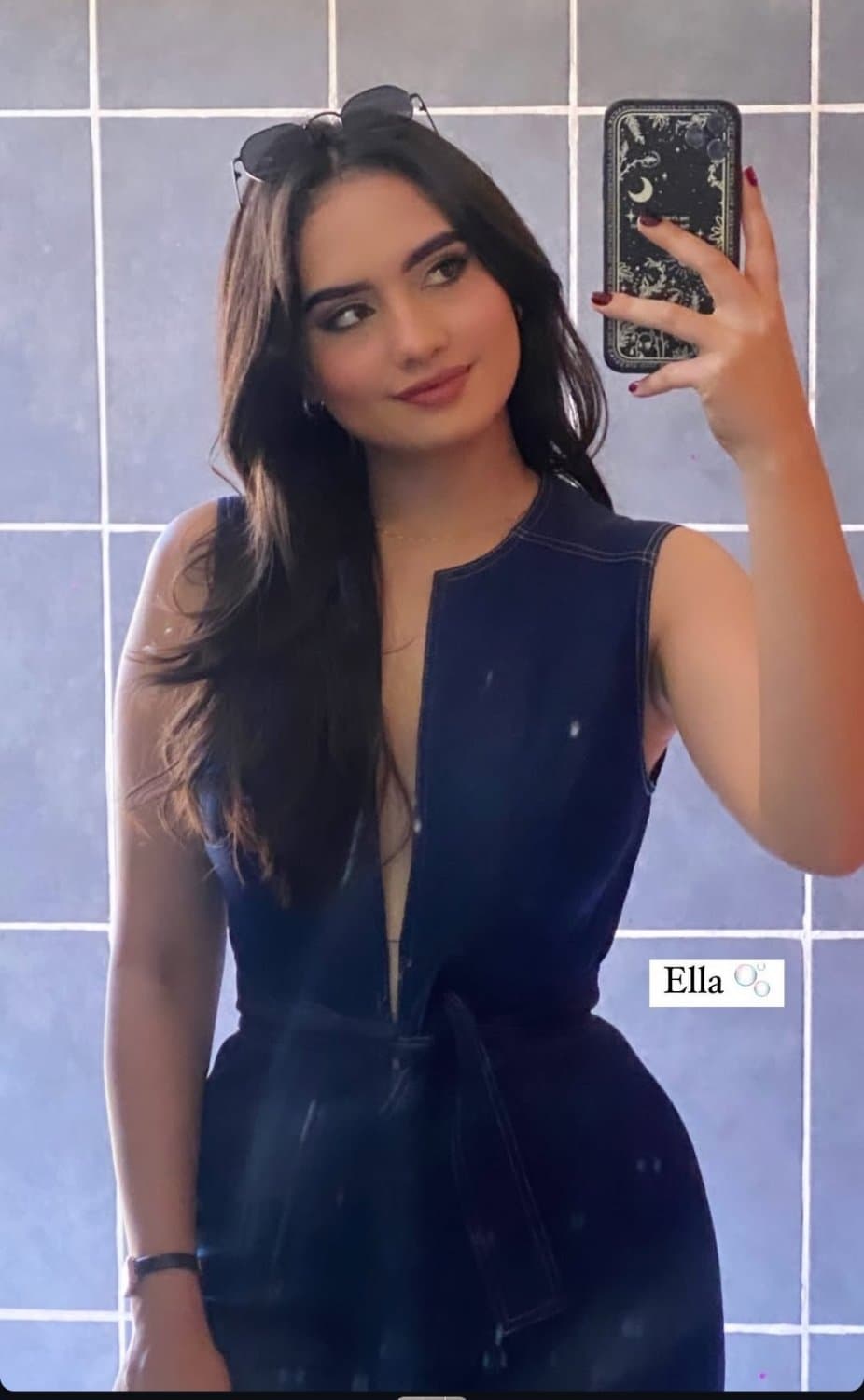 Slim thick former slut white Honduras thick latina big tits and fat ass