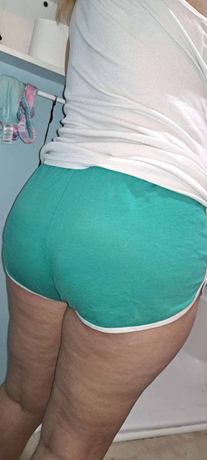 Dumb whore from the US wanted to become a webslut, if she gets popular ill send her info to people