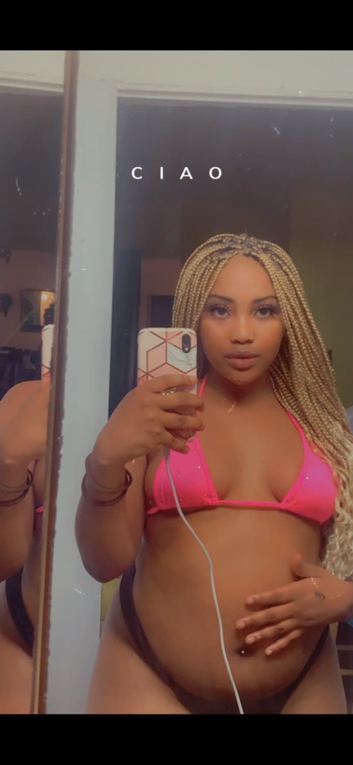 Sarasota Florida bbw slut Leanna slobbing on a dick & gettin fucked Doggystyle leaked