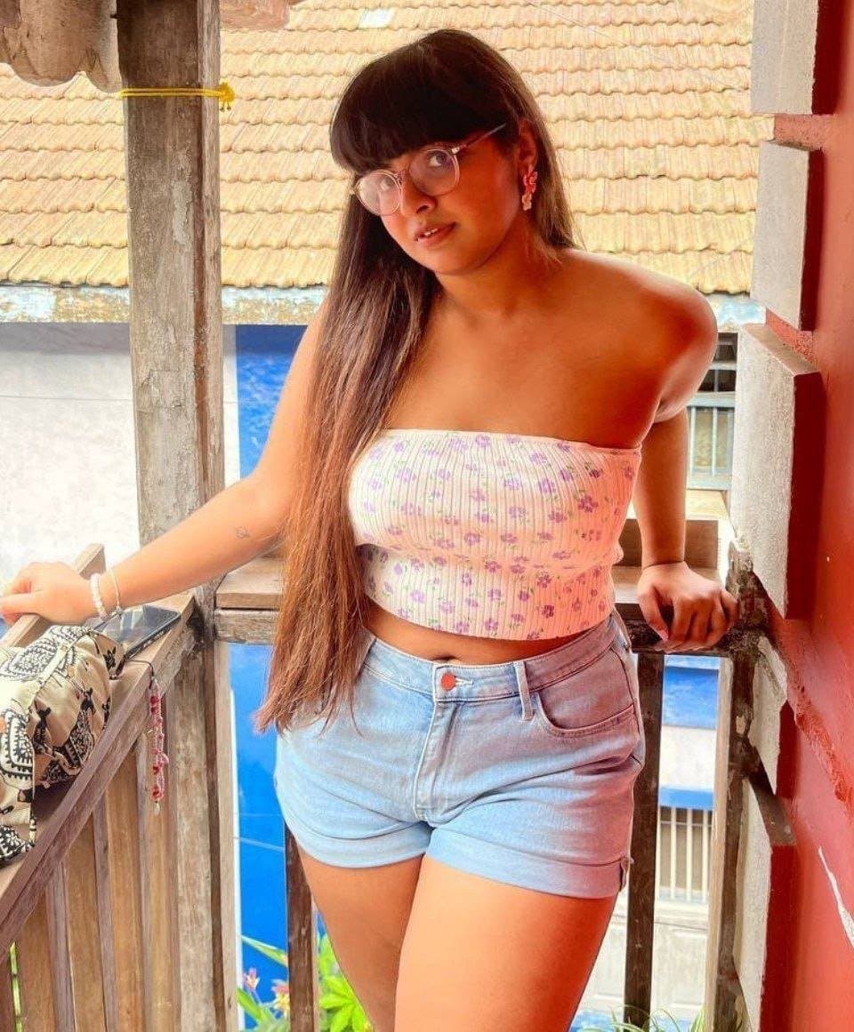 Chubby hot desi girl massive collection