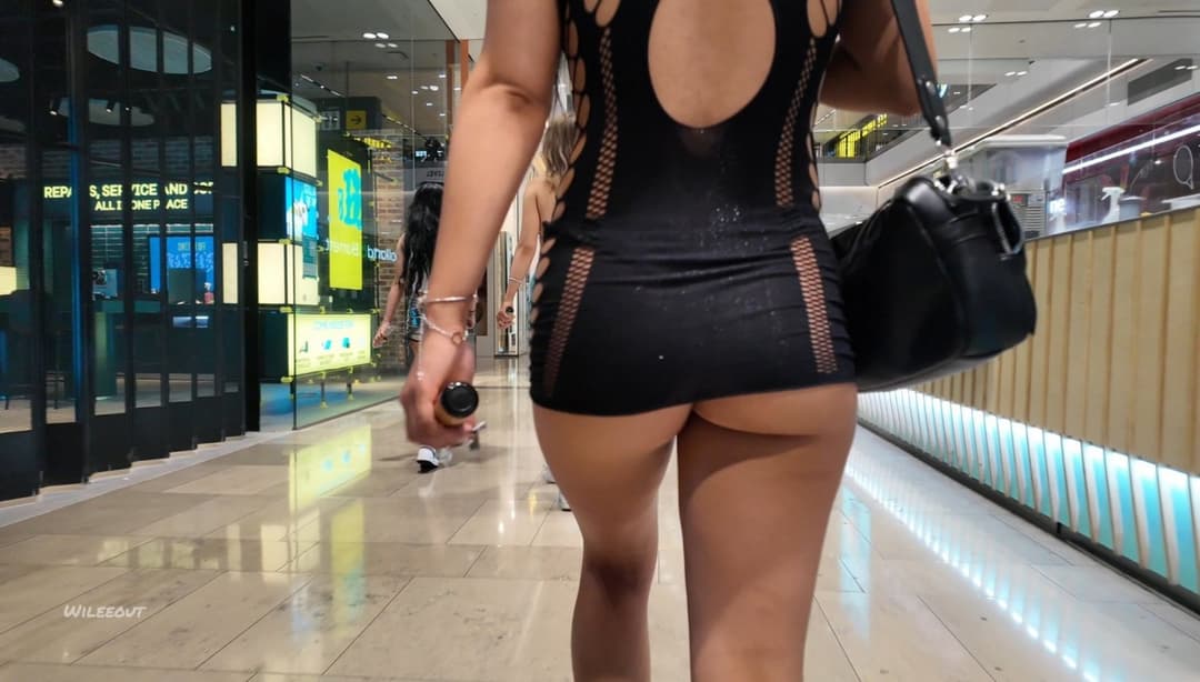 Blonde chick in short skirt ...riding up