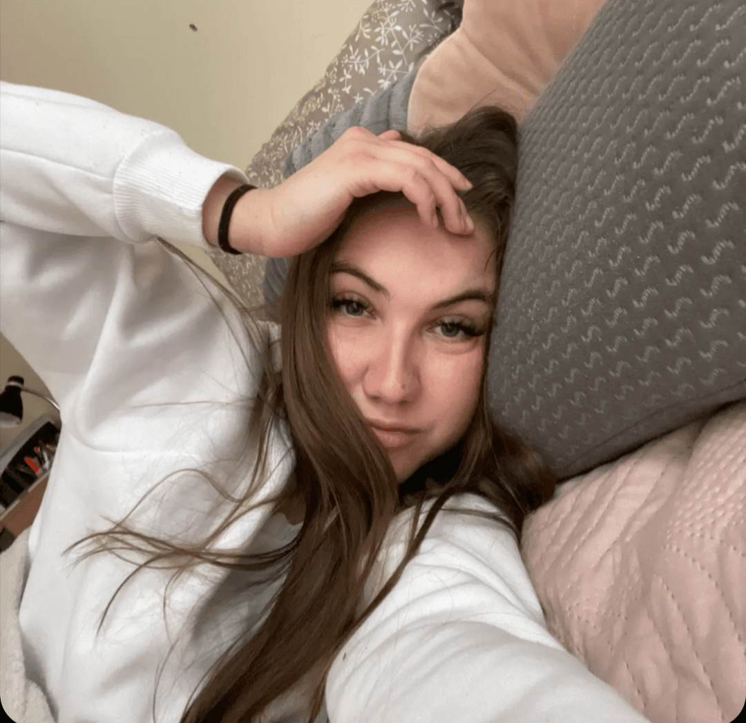 [kik] shsjebbd big ass ex needs to be fucked and pounded She likes it hard and loves anal