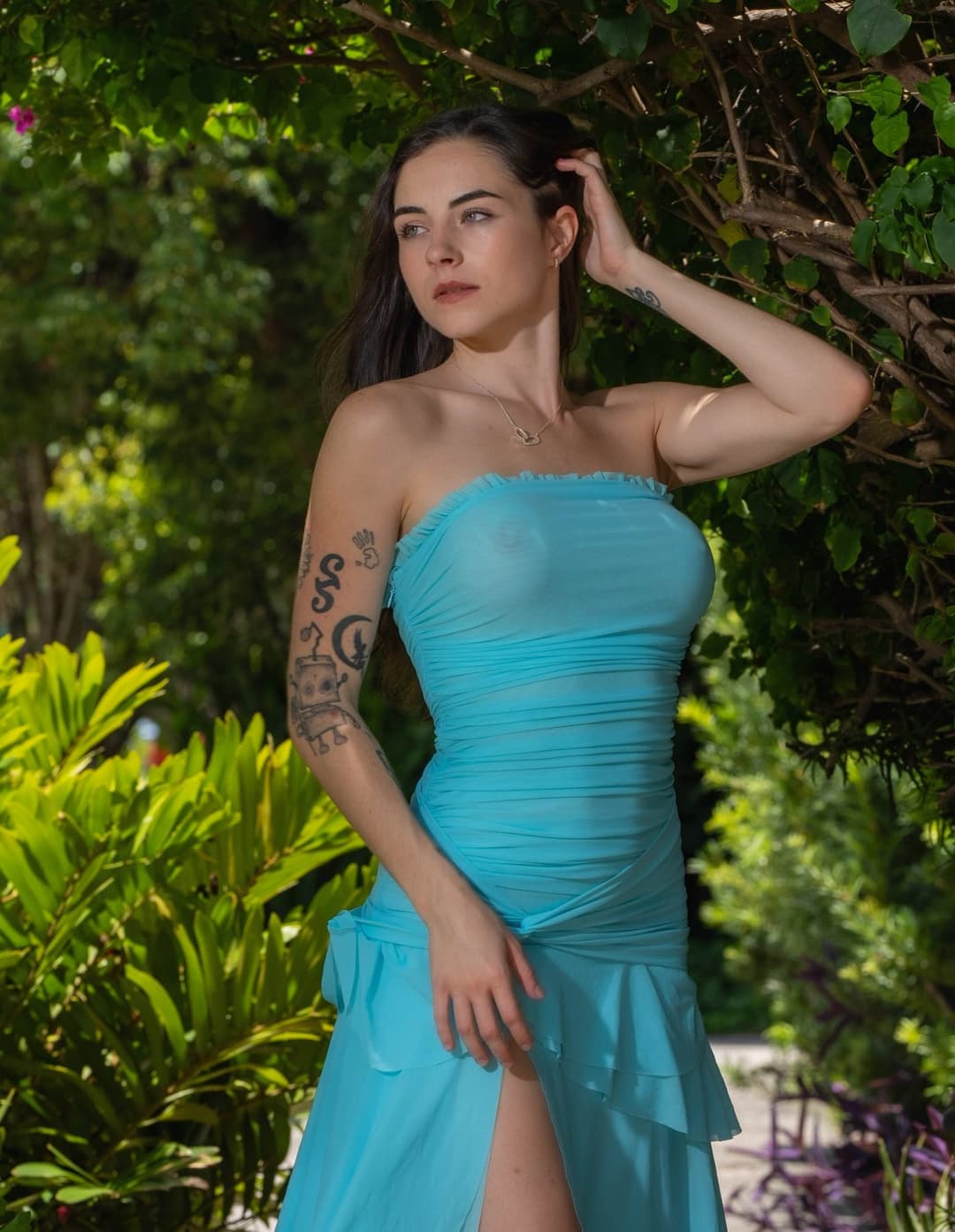 If I showed you my ass on the first date, would you fuck or lick it