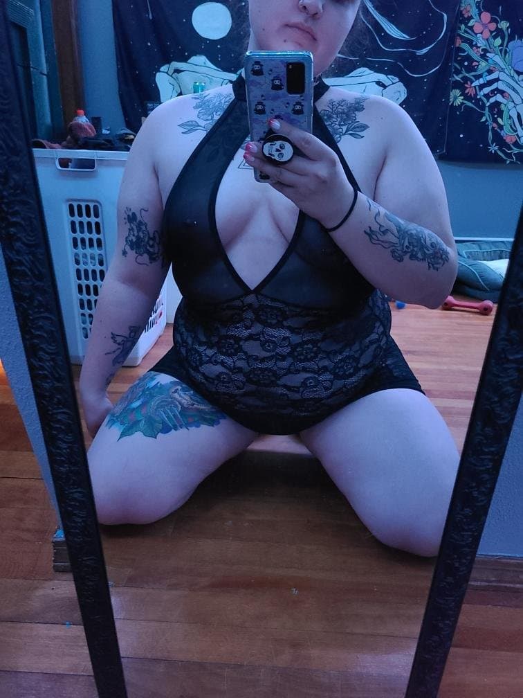 Click to view full size Risk! Krysta Black, 30 Maine