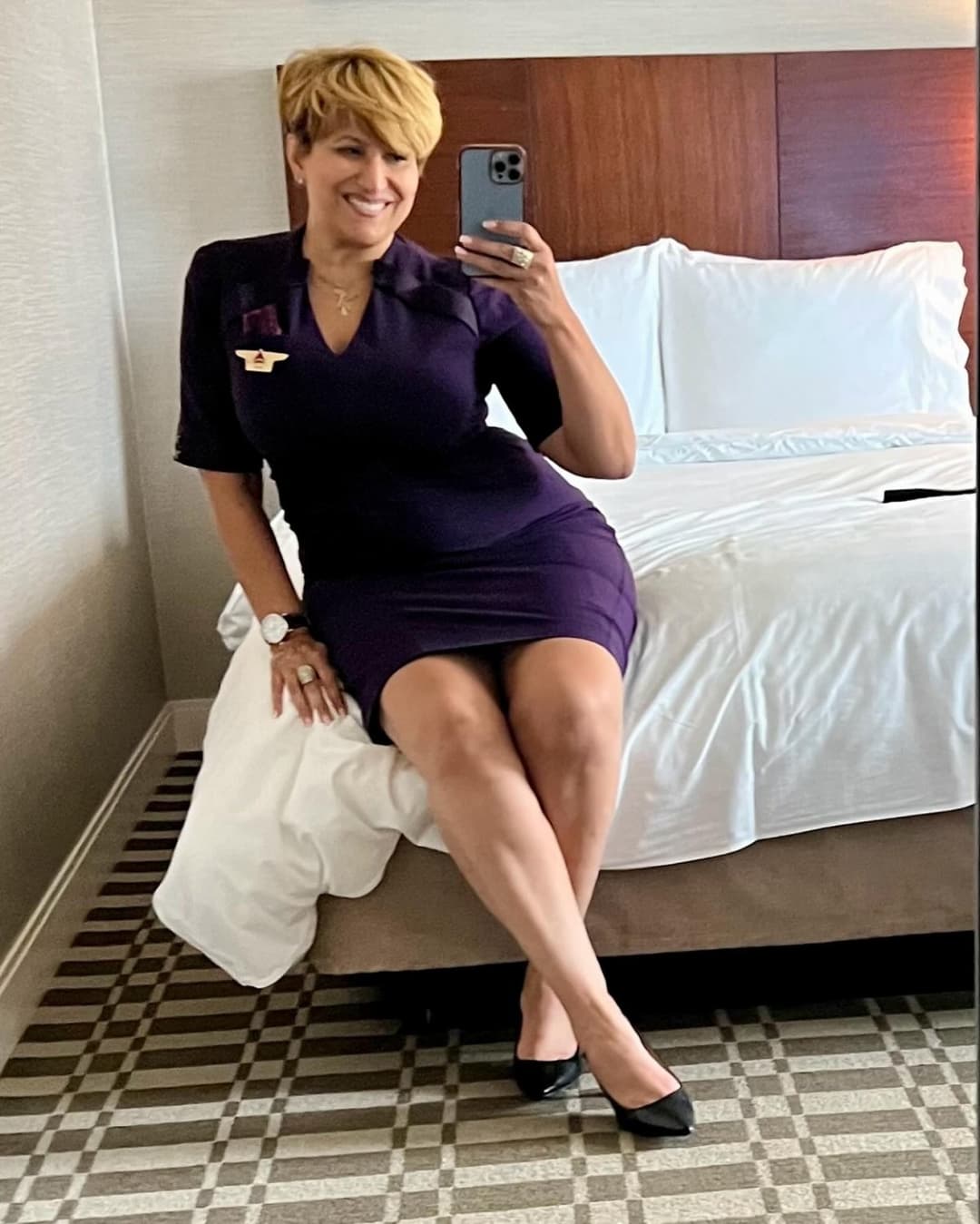 Thick Gilf flight attendant