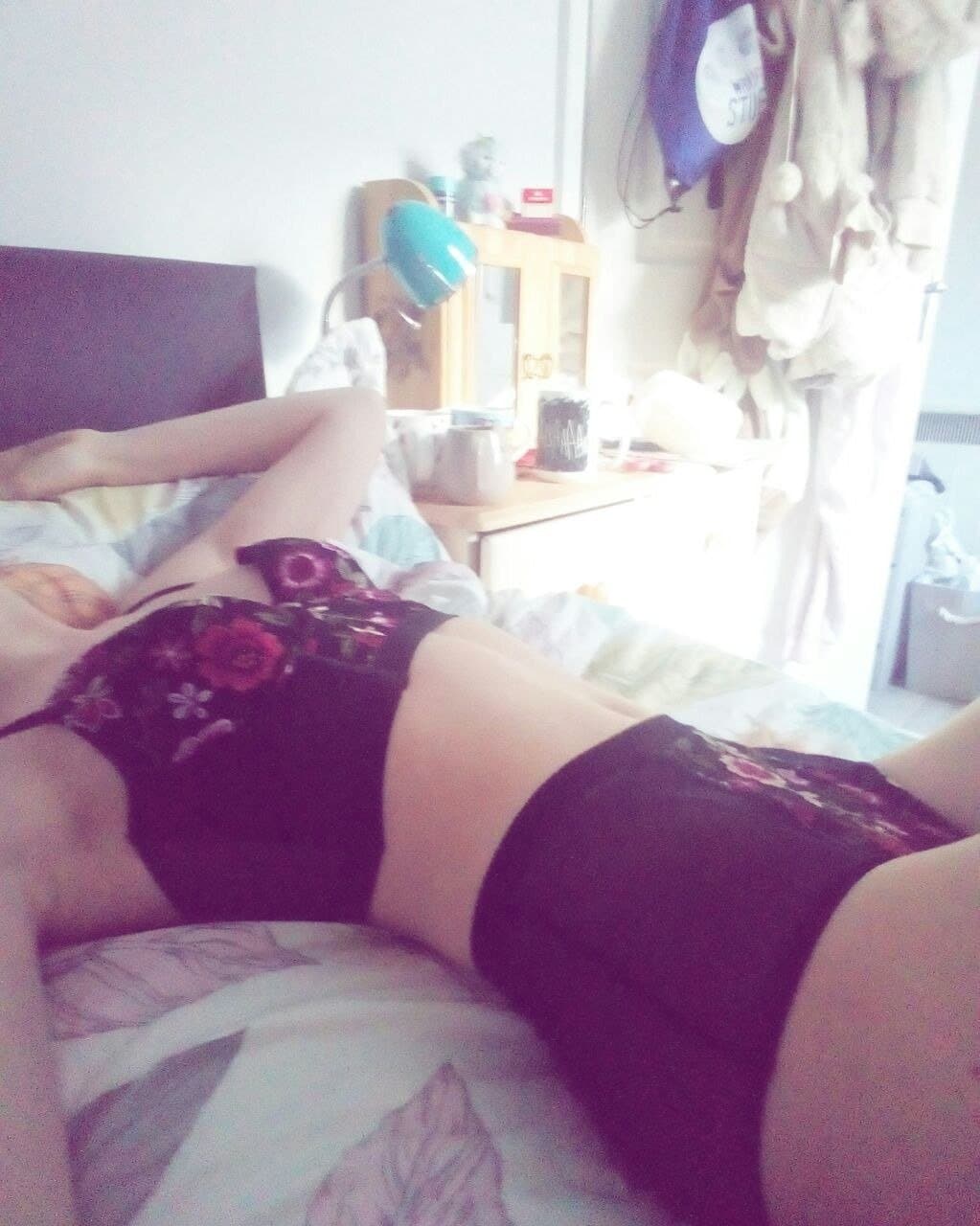 Click to view full size Meet Leoine Rice from Carrigaline Ireland. Anyone know her?