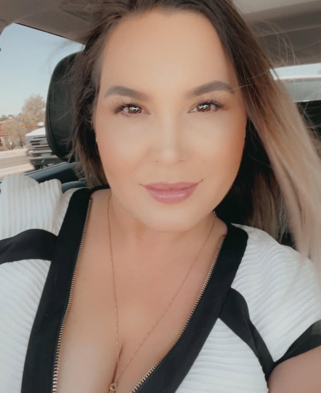 Hot Hispanic thick MILF