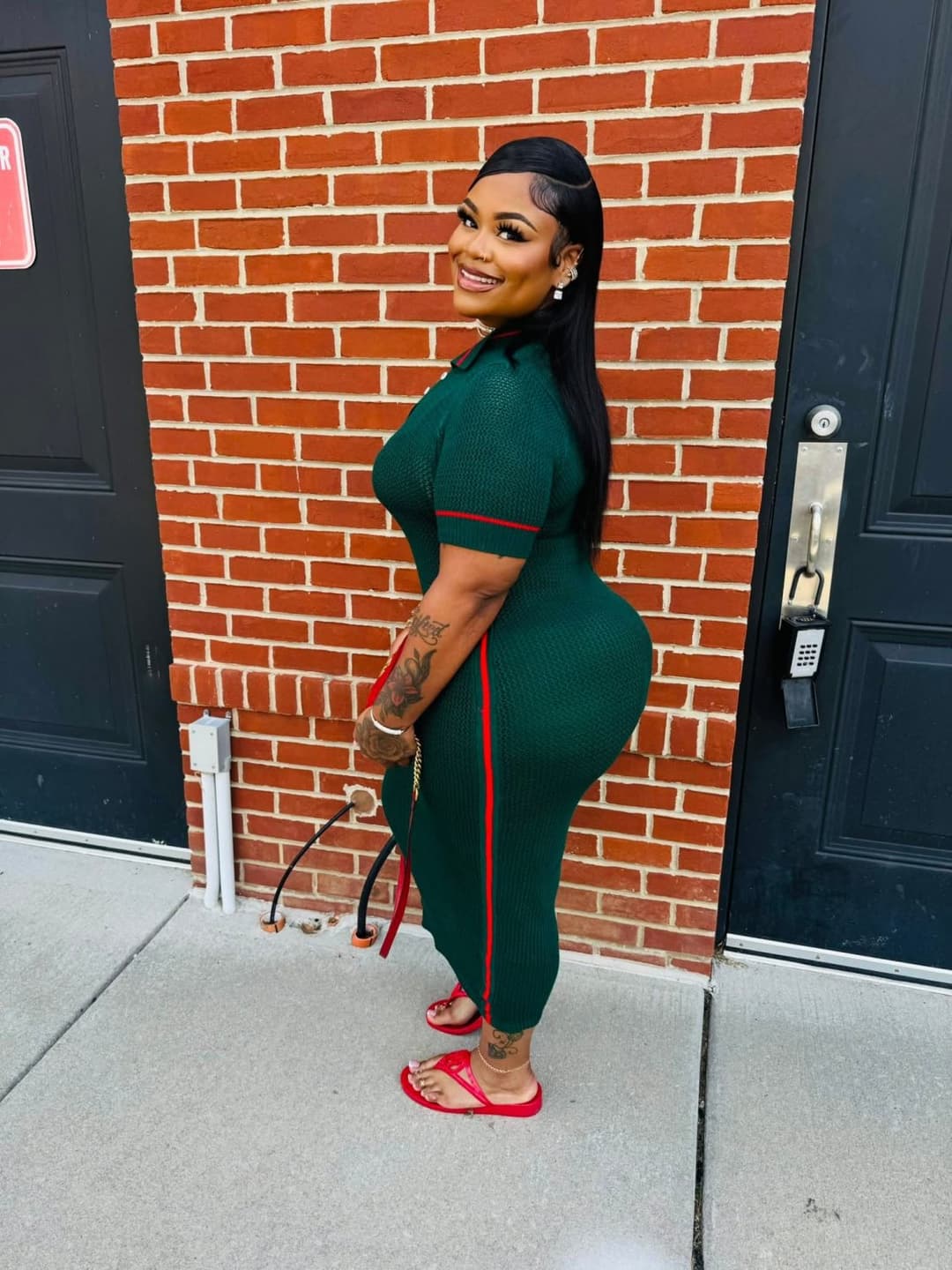 JUICY THICK BIG ASSES LATINA EBONY BBW SSBBW