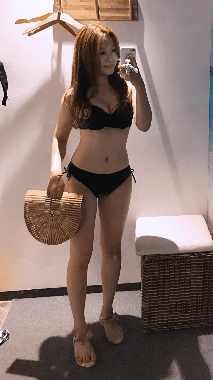 Asian amatuer bikini slut