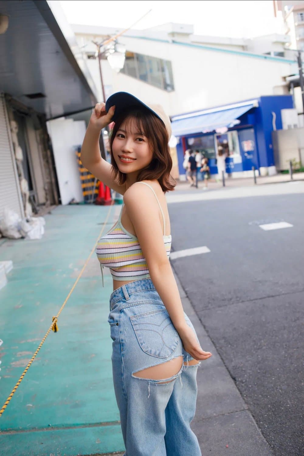 Iori Io - Monthly Girl PHOTOBOOK