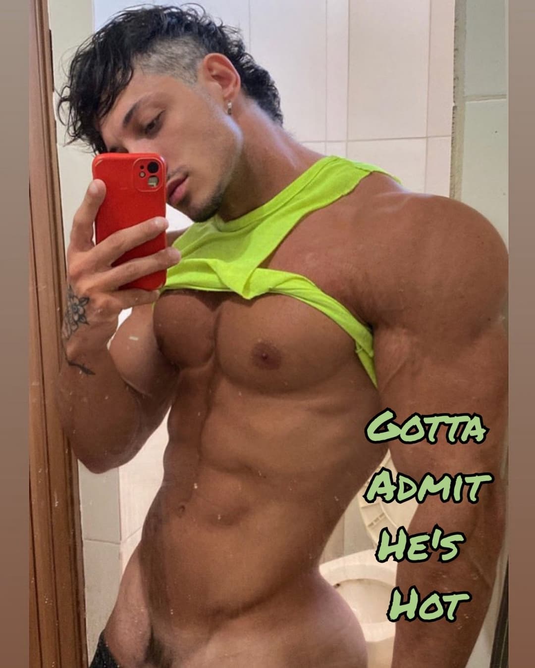 RAMON ??  MUSCULAR GAY WITH A THICK HAMMER ?????