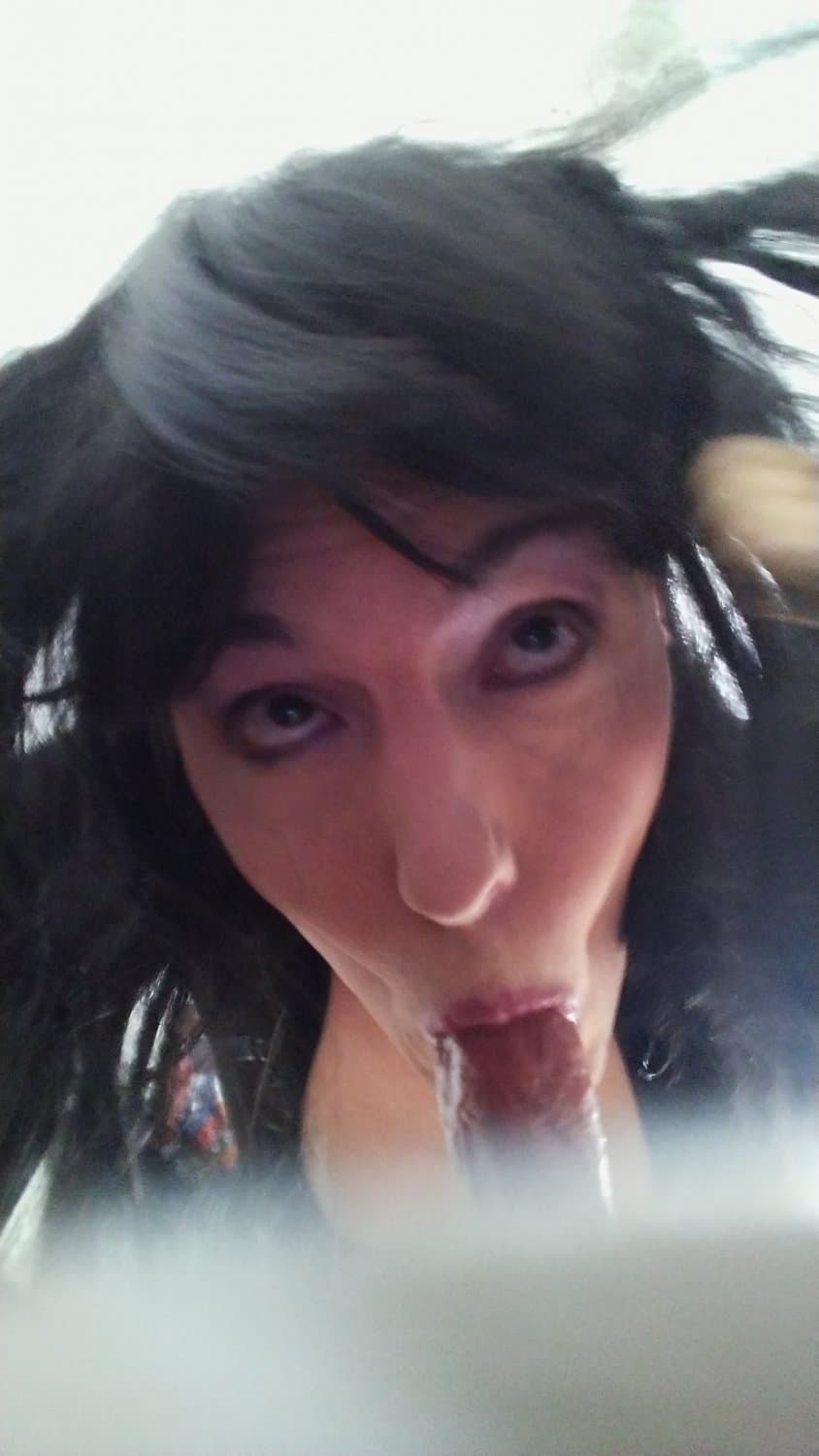 Sissy Cocksucker TanyaKane