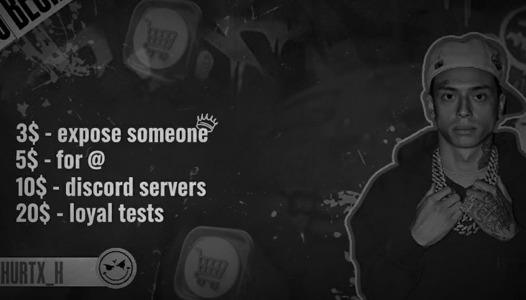 sexy latina toying  herself