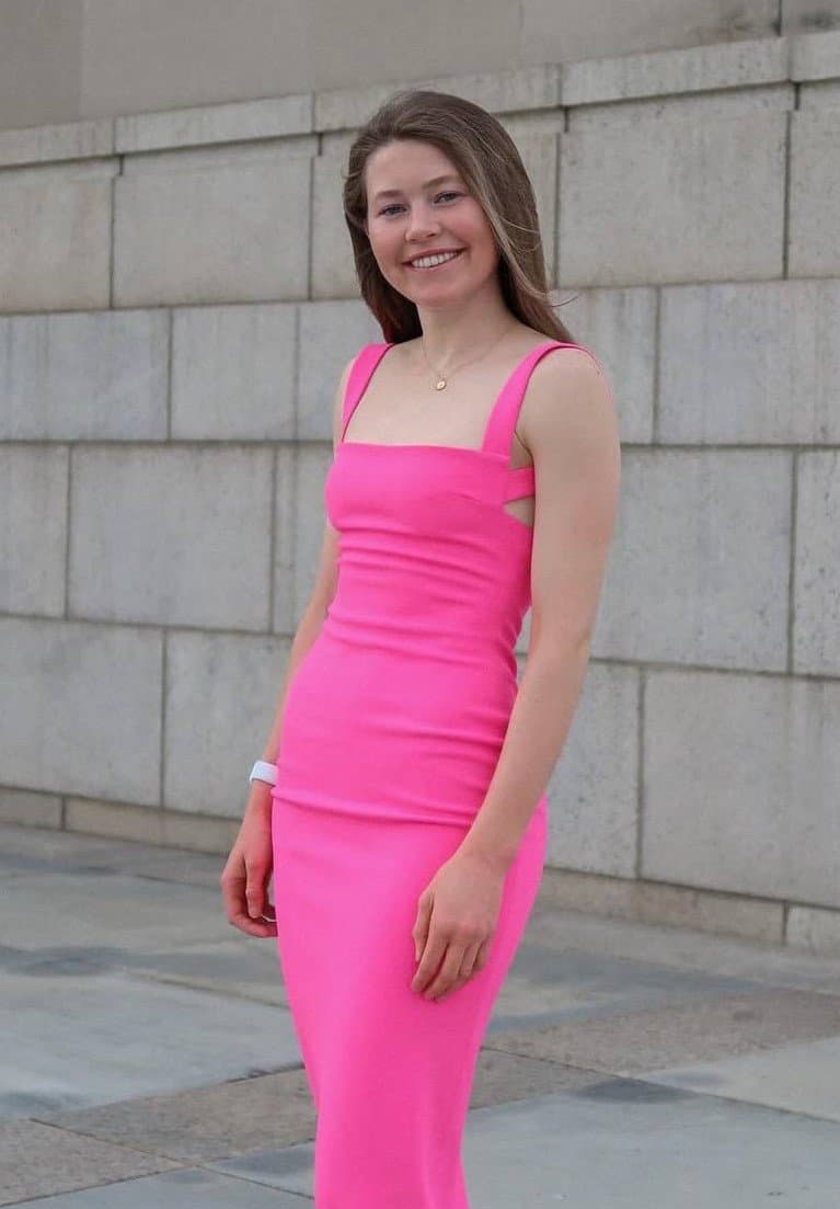 hot white amateur titty flash grope(DM ME FOR REQUESTS) AI #286