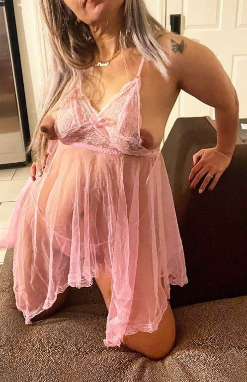 Exposed slut in lingerie