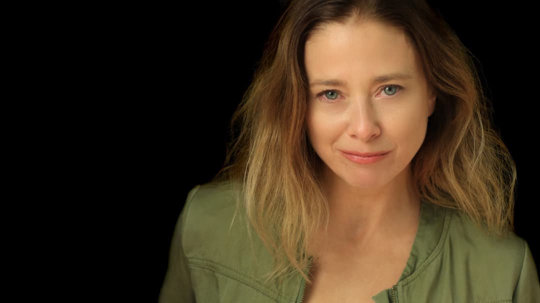 Eat your cum for Robyn