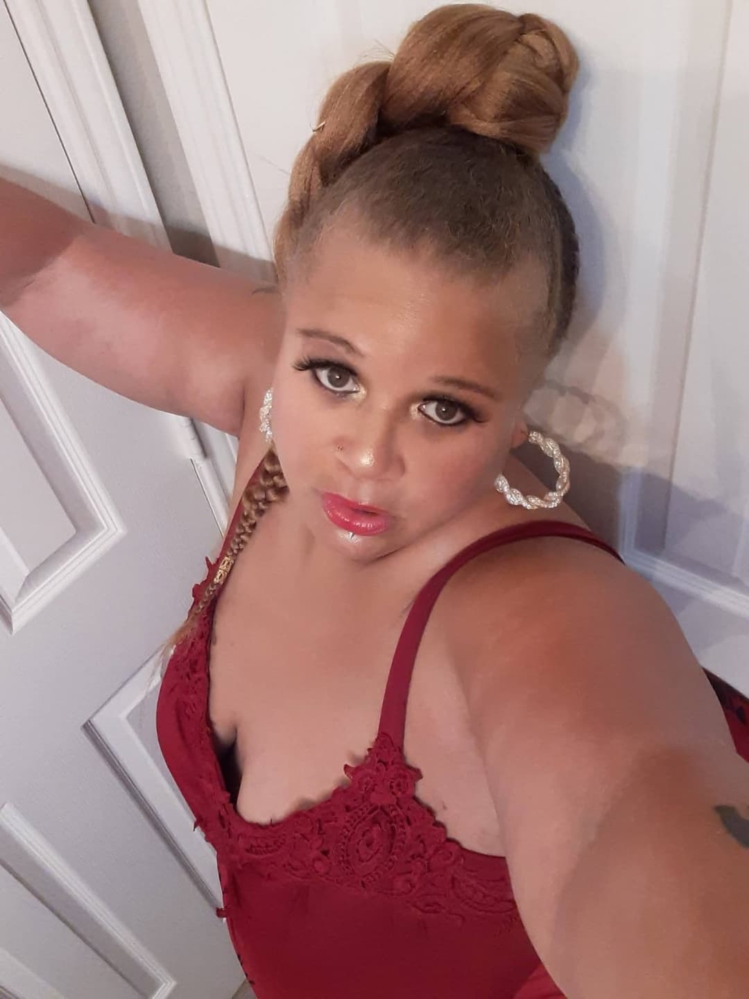 BEAUTIFUL SEXY HUGE THICK REDBONE GRANNY MATURE BIG HUGE THICK SSBBW BBW ASS GOONER MATERIAL