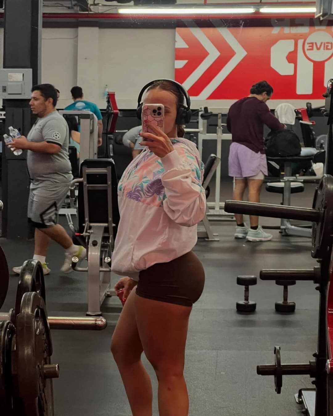 “MI NOVIA” A mi novia, le gustan los desnudos, ¿qué opinas de ella?