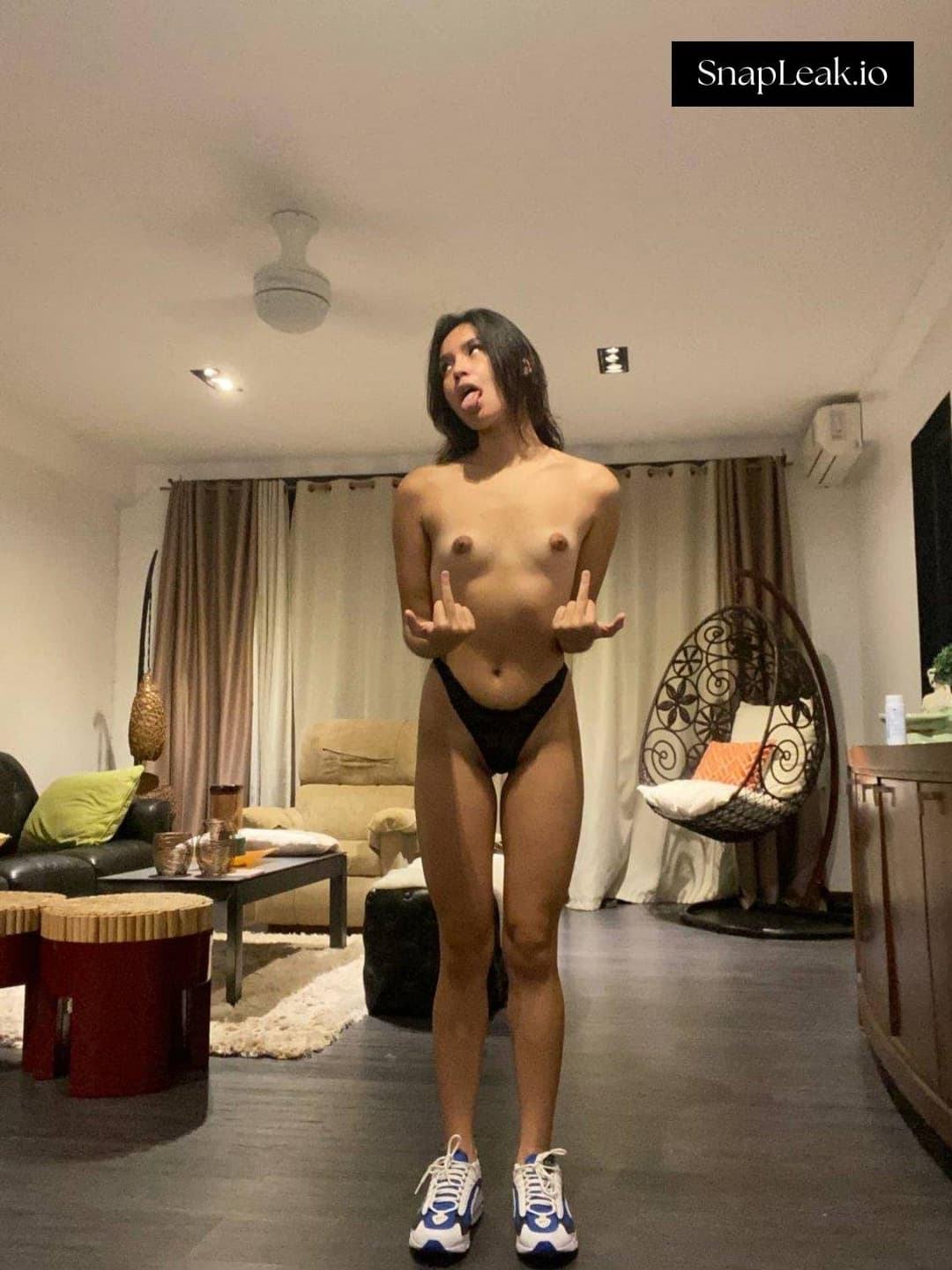 Cute Sexy Babe Boobs Curvy Figure Handjob Riding Fucking