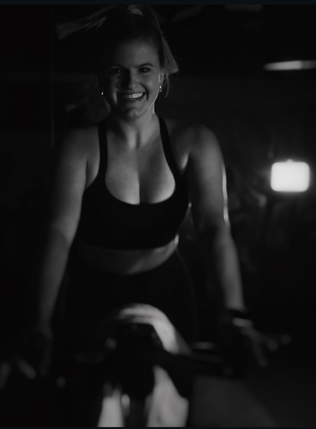 Click to view full size Hot smiles anchor