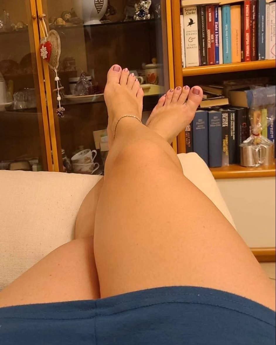 I love italian feet and shoes (Annamaria)
