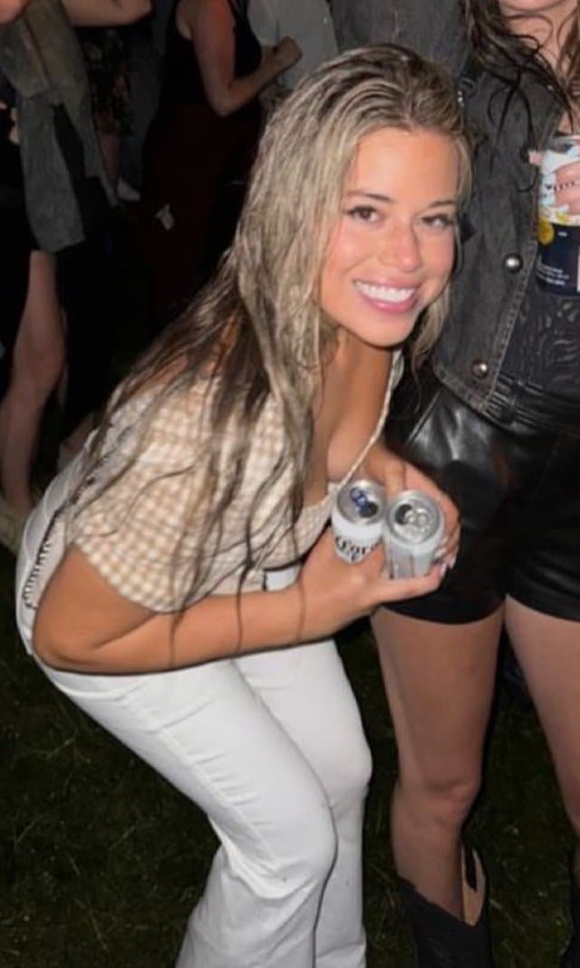 Drunk snowbunny needs both feet & her tight teen pussy covered in cum