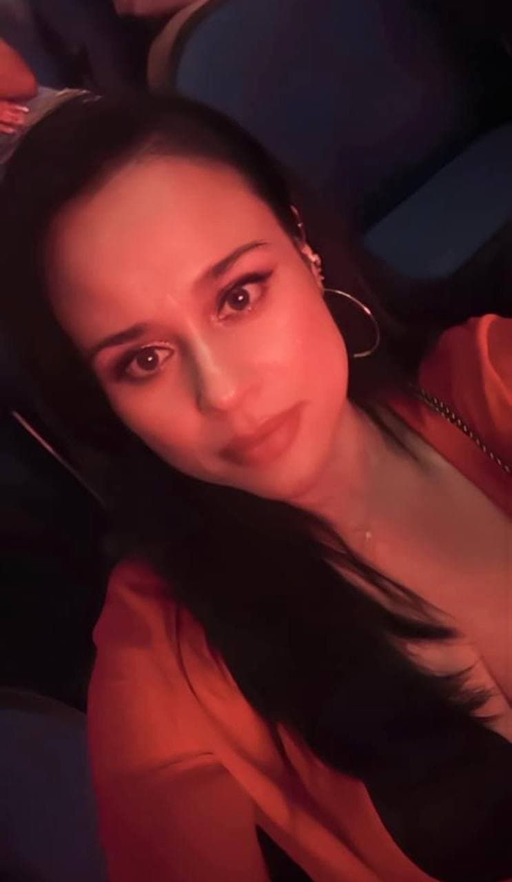 Look at this Stacked Thick Latina Milf, Is she built for BBC?