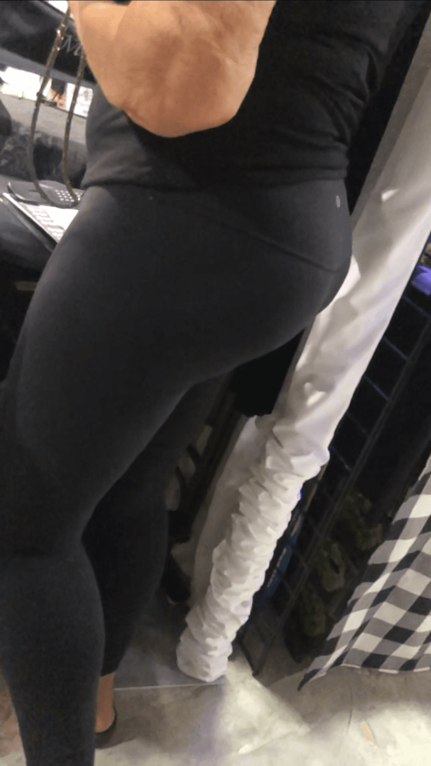 Click to view full size I Seen This Granny At A Halloween Event Nice Ass Made For Big Black Dick…..???