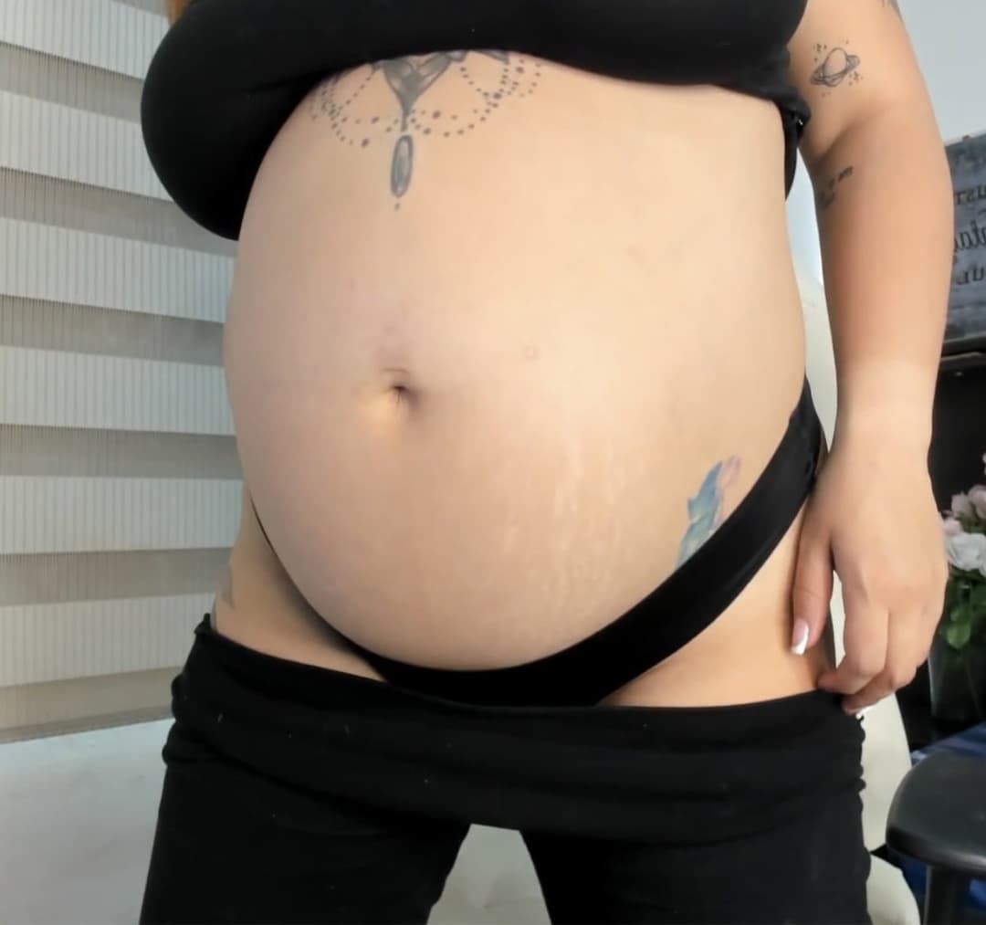 Click to view full size Pregnant Camwhores Pt. 8